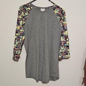 Large Grey LuLaRoe Baseball Tee
